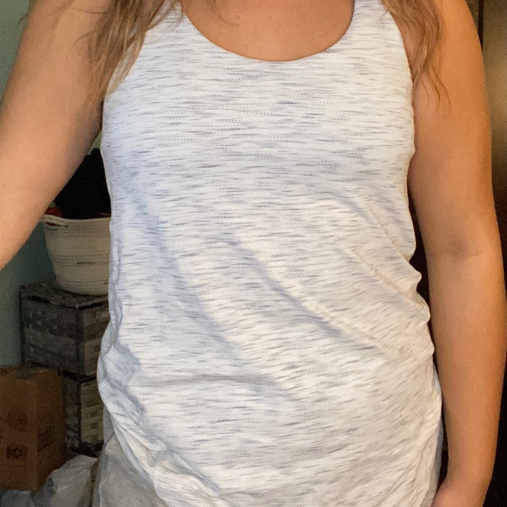 Lululemon tank top
